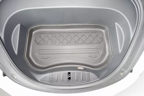 Tesla Model 3 Facelift (2020- ) față Aristar portbagaj cu profil înalt