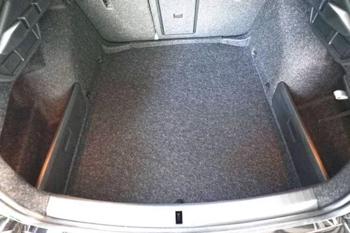 Skoda Octavia (IV) Liftback (2020-) Aristar cu margini înalte, 3D, pentru portbagaj