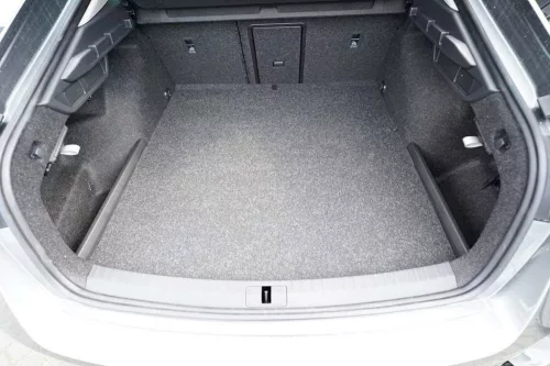 Skoda Octavia (IV) Liftback Plug-In Hybrid (2020-) Tava pentru portbagaj Aristar cu margini înalte 3D