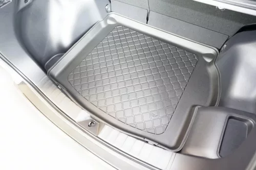Toyota Corolla Cross (2022-) Tava pentru portbagaj 3D cu margini înalte Aristar