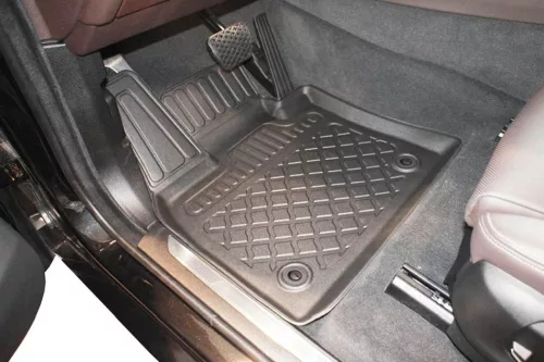 BMW X5 (E70) (2006-2014) / X5 (F15) (2014-2019) / BMW X6 (E71) (2008-2015) / X6 (F16) (2015-2020) Set de covorașe din cauciuc 3D Aristar cu margini înalte