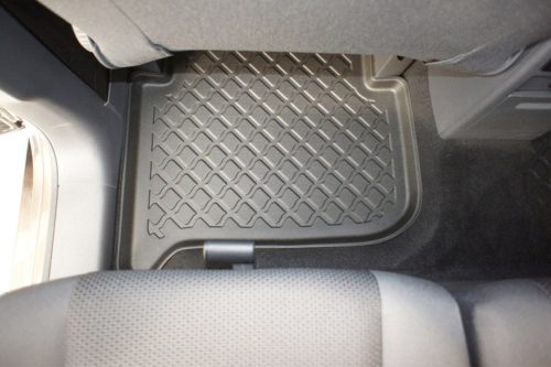 Volkswagen Touran (2003-2015) Set de covorașe din cauciuc 3D Aristar cu margine înaltă