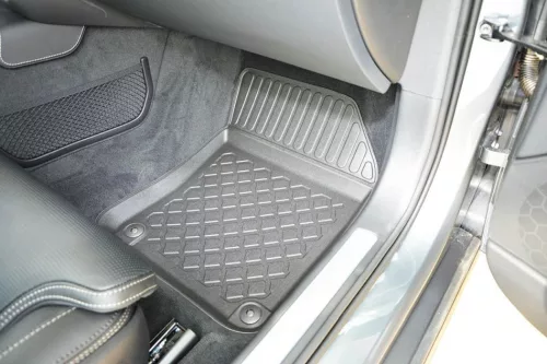 Volvo S90 / V90 (2016-) Set de covorașe din cauciuc 3D cu margini înalte Aristar