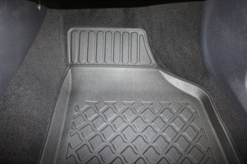 Volkswagen Tiguan (2007-2015) Set de covorașe din cauciuc 3D cu margini înalte Aristar