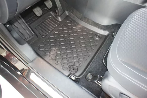 SsangYong Tivoli ( 2015-2019 / 2022- ) / SsangYong XLV ( 2015-2019 ) Set de covorașe de cauciuc cu talon înalt Aristar