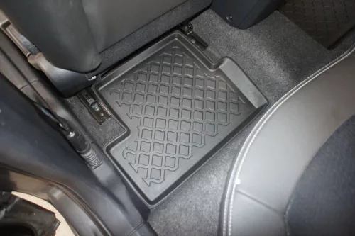 Nissan Qashqai (I) (2006-2013) Set de covorașe din cauciuc 3D Aristar cu margini înalte