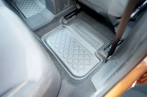 Dacia Sandero (2021-) Set de covorașe din cauciuc 3D cu margini înalte Aristar