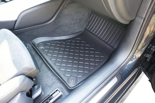 Audi A6 (C7) (2011-2018) / Audi A7 (2010-2018) Set covorașe din cauciuc 3D cu margini înalte Aristar