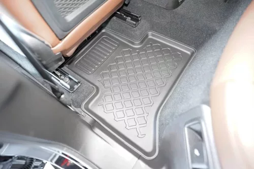 Alfa Romeo Stelvio (2017-) Set de covorașe din cauciuc 3D cu margini înalte Aristar