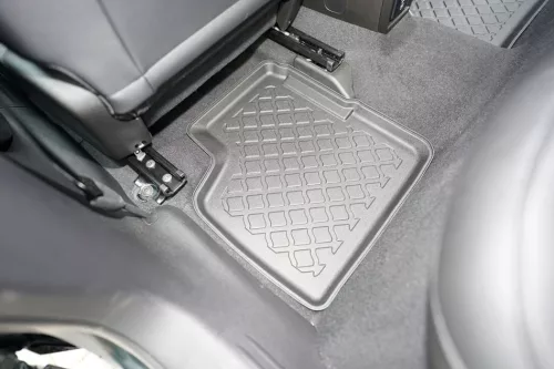 Jeep Compass (II) ( 2016- ) Aristar Set de covorașe din cauciuc cu talon înalt