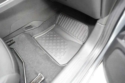 Fiat 600E (2023-) / Jeep Avenger electric (2022-) Set de covorașe din cauciuc 3D cu margini înalte Aristar