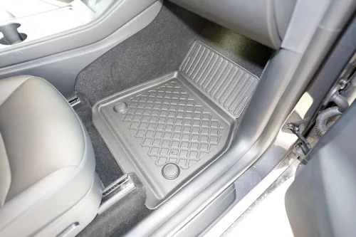 Tesla Model Y (2020-) Set de covorașe din cauciuc 3D cu margini înalte Aristar