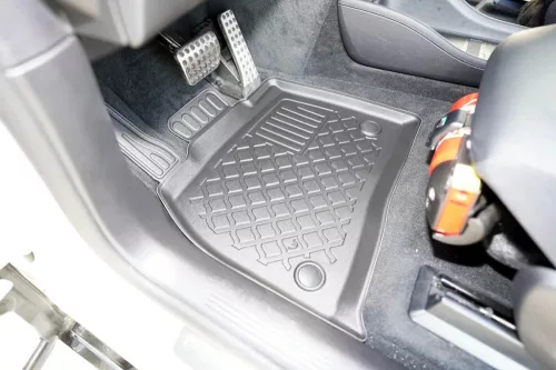 Mercedes EQS SUV (X296) (2021-) Set de covoare din cauciuc 3D cu margini înalte Aristar