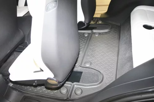 Tesla Model X (2015-2021) Set de covorașe din cauciuc 3D Aristar cu margini înalte pentru al treilea rând