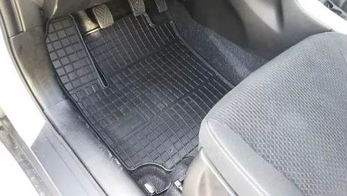 Suzuki Vitara ( 2018- ) Set de covorașe din cauciuc Frogum