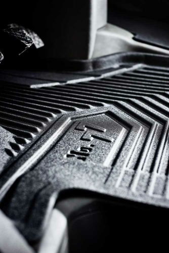 Volkswagen Touran I ( 2003-2010 ) nr.77 Set de covoare din cauciuc Frogum