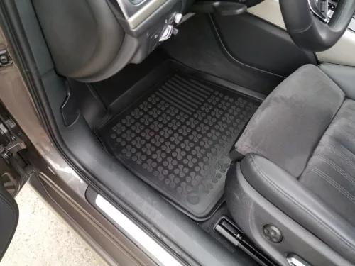 Audi A6 (C7) ( 2011-2018 ) / Audi A7 I Sportback ( 2010-2017 ) set de covorașe de cauciuc lateral înalt