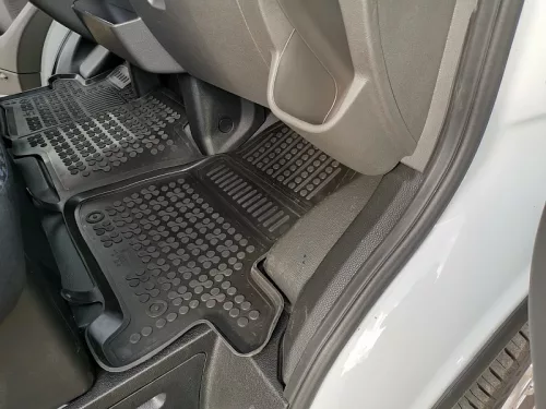 Ford TRANSIT (2014-) 2 locuri, manual Set de covorașe din cauciuc Rezaw-Plast