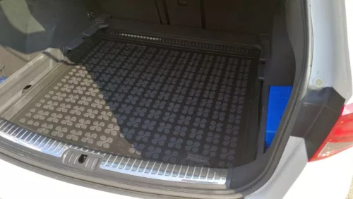 Seat Leon (III) Station Wagon (2012-2020) cu margini înalte Rezaw-Plast