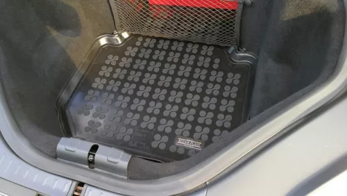 Tesla Model S (2012-2013) tavă pentru portbagaj cu margini înalte și tracțiune pe roțile din spate Rezaw-Plast
