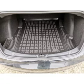   Tesla Model 3 ( 2017- ) profil înalt Rezaw-Plast de dimensiuni exacte pentru bagaje