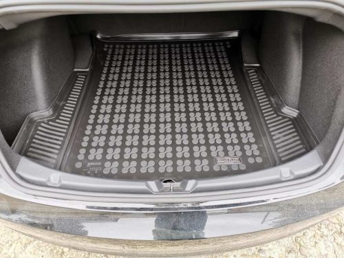 Tesla Model 3 ( 2017- ) profil înalt Rezaw-Plast de dimensiuni exacte pentru bagaje