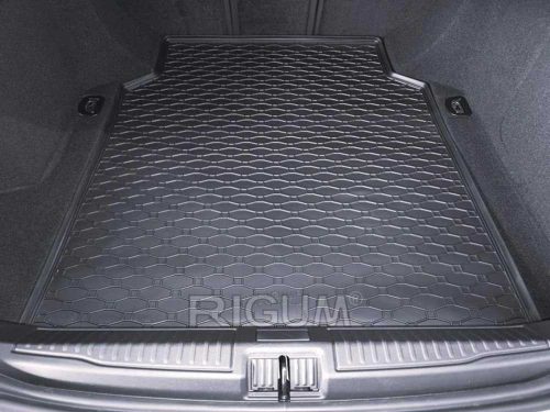 Alfa Romeo GIULIA (2016-) Tava pentru portbagaj Rigum cu dimensiuni exacte