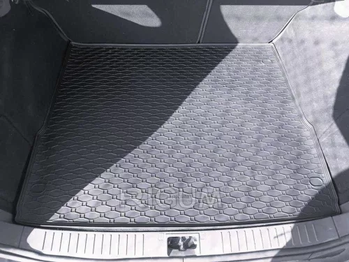 Ford Focus (II) Station Wagon (2004-2010) Rigum covoraș pentru portbagaj cu dimensiuni precise