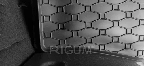 Ford Focus (III) Hatchback (2010-2018) Rigum, covoraș pentru portbagaj cu dimensiuni specifice