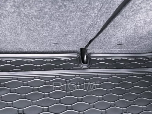 Toyota YARIS (XP130) (2011-2020) Tava pentru portbagaj Rigum, specifică dimensiunii