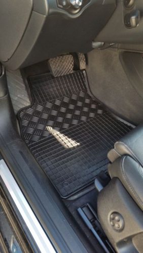 Audi A4 (B8) ( 2007-2015 ) / A5 Sportback ( 2007-2016 ) Set de covorașe din cauciuc Rigum