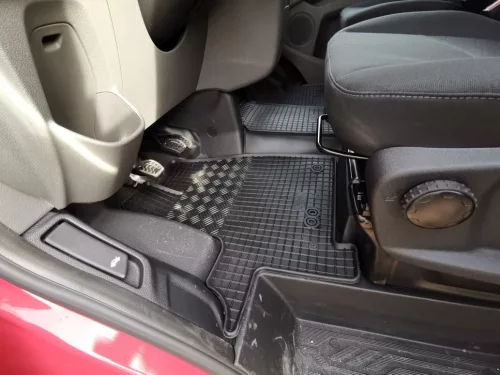 Ford TRANSIT (2014-2015) / Covoraș din cauciuc personalizat Turneo Rigum 900965