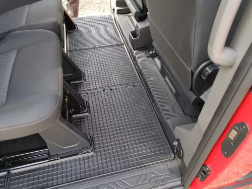 Ford Custom Tourneo ( 2012- ) Scaunele de pe al doilea rând Rigum