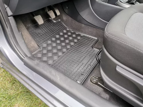Hyundai i20 (I) (2008-2014) Rigum