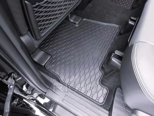 Toyota Land Cruiser (J150 ) ( 2017- ) Set de covorașe de cauciuc Rigum