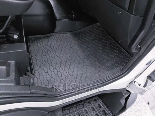 Iveco Eurocargo (IV/V) (2015-) Set covorașe din cauciuc Rigum